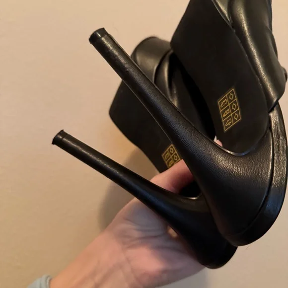 I.AM.GIA TIANA MULES IN BLACK - Picture 7 of 8